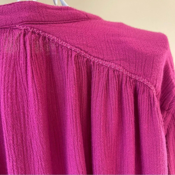 Free People Berry Pink Pleated Back Button Front Long Sleeve Blouse flare size S - Picture 6 of 9
